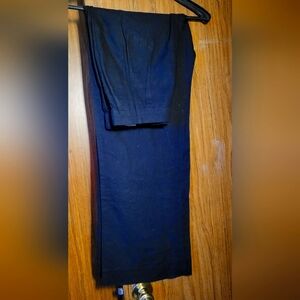 Women Abercrombie &Fitch wide legged pants. Size: M long